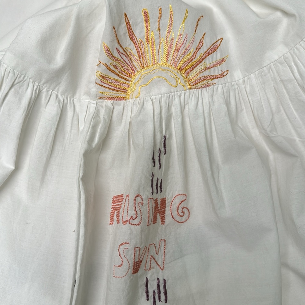 HOLDING HORSES White Embroidered Peasant Blouse with Gray Trim - Picture 14 of 16